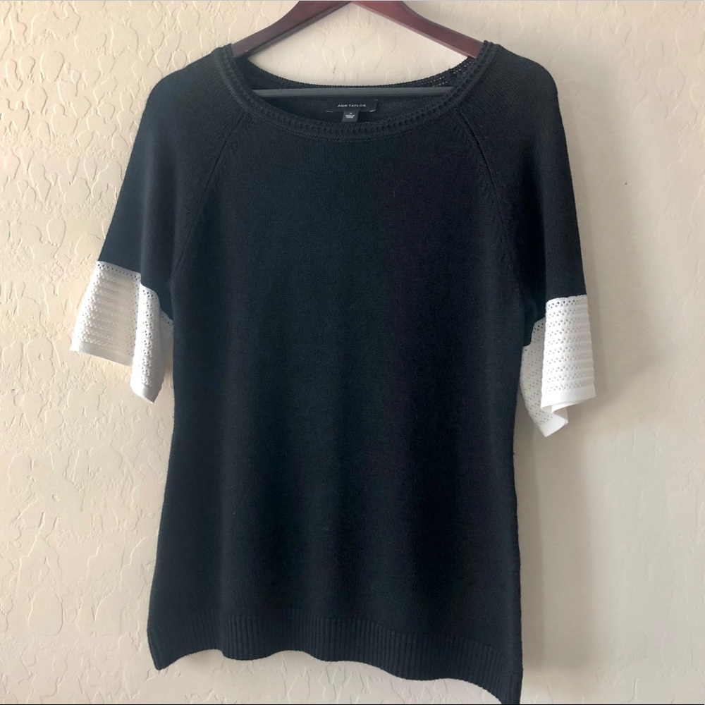 ANN TAYLOR top with sleeve detailing